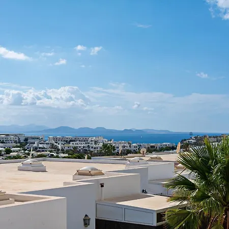 3br - Private Heated Pool - Parking Villa