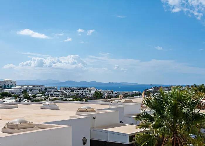 3br - Private Heated Pool - Parking Willa